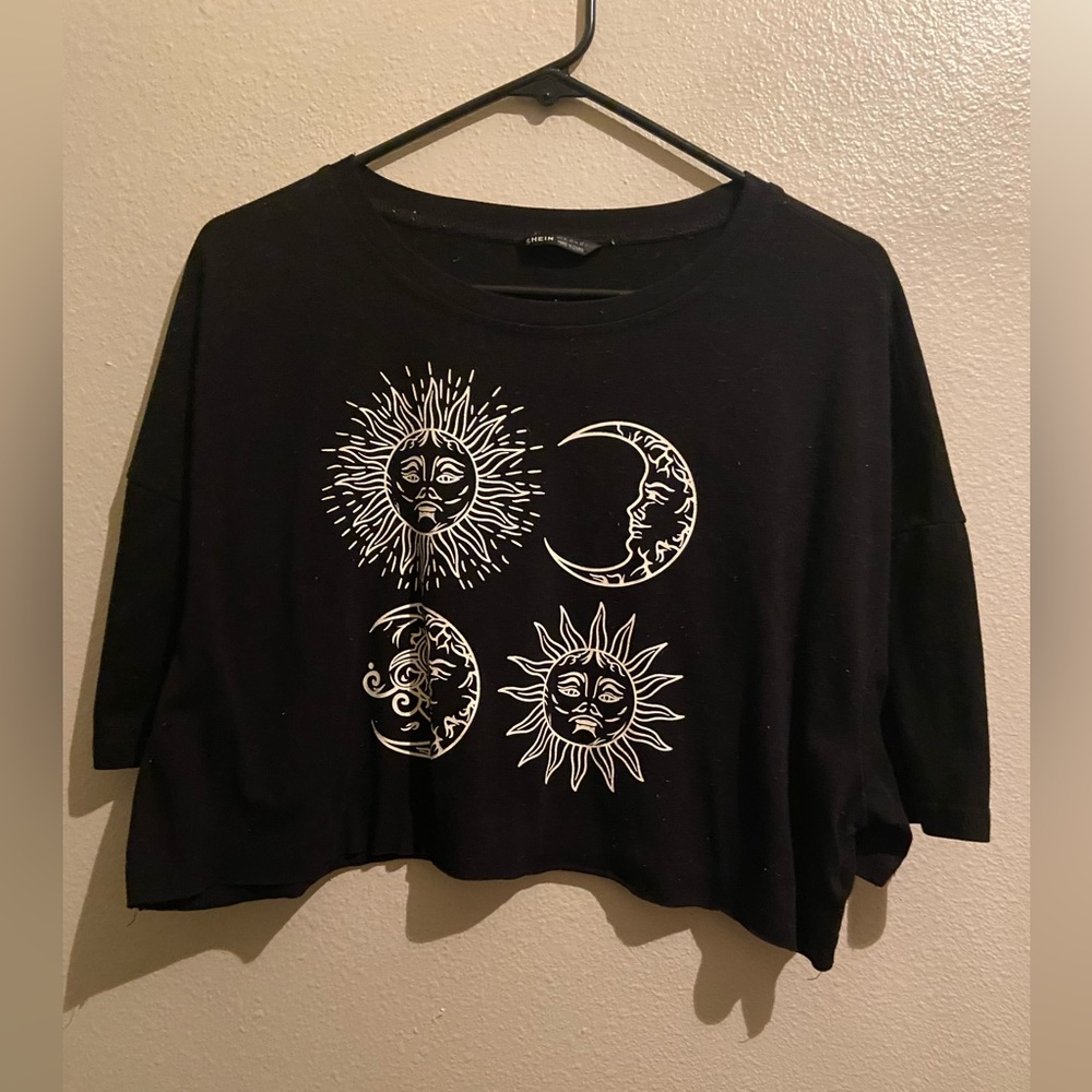 SHEIN Black Sun and Moon Crop Shirt